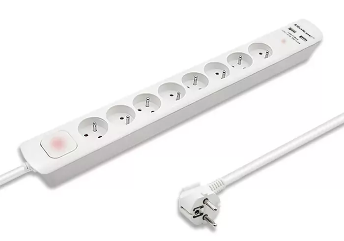 Listwa Qoltec antyprzepięciowa 8 gniazd z uziemieniem 2xUSB 1.8m biała