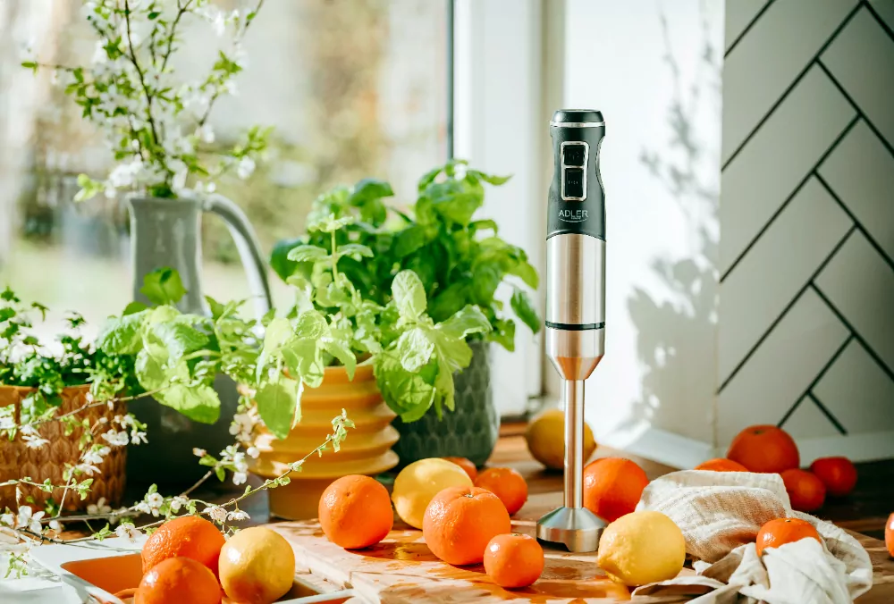 Ręczny blender z funkcją Turbo i kruszenia lodu Adler AD 4628